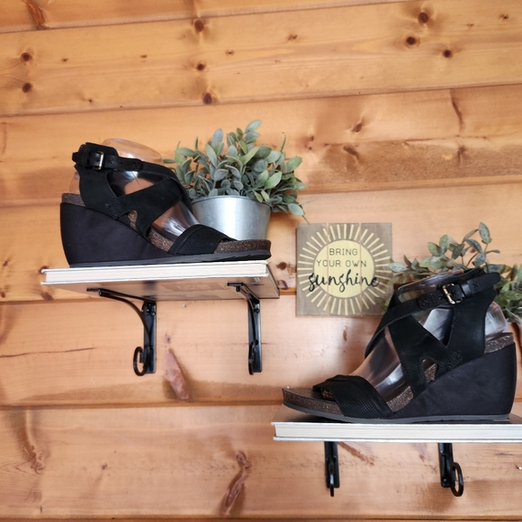 OTBT Freedom Wedge Sandals Strappy Ankle Black Leather Slingback Shoes Size 10 M - Picture 1 of 9
